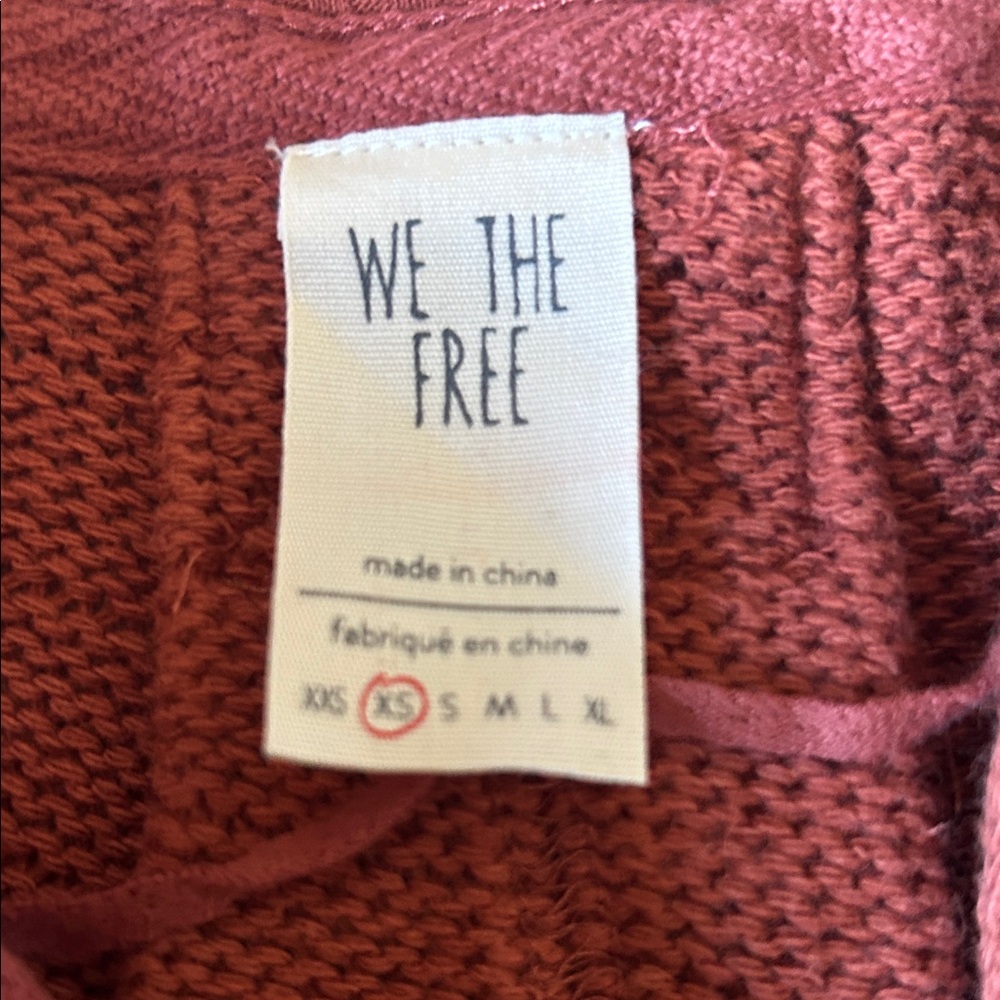 We The Free Darcy Cropped Rust Collared Distressed V-Neck Sweater - Picture 2 of 5